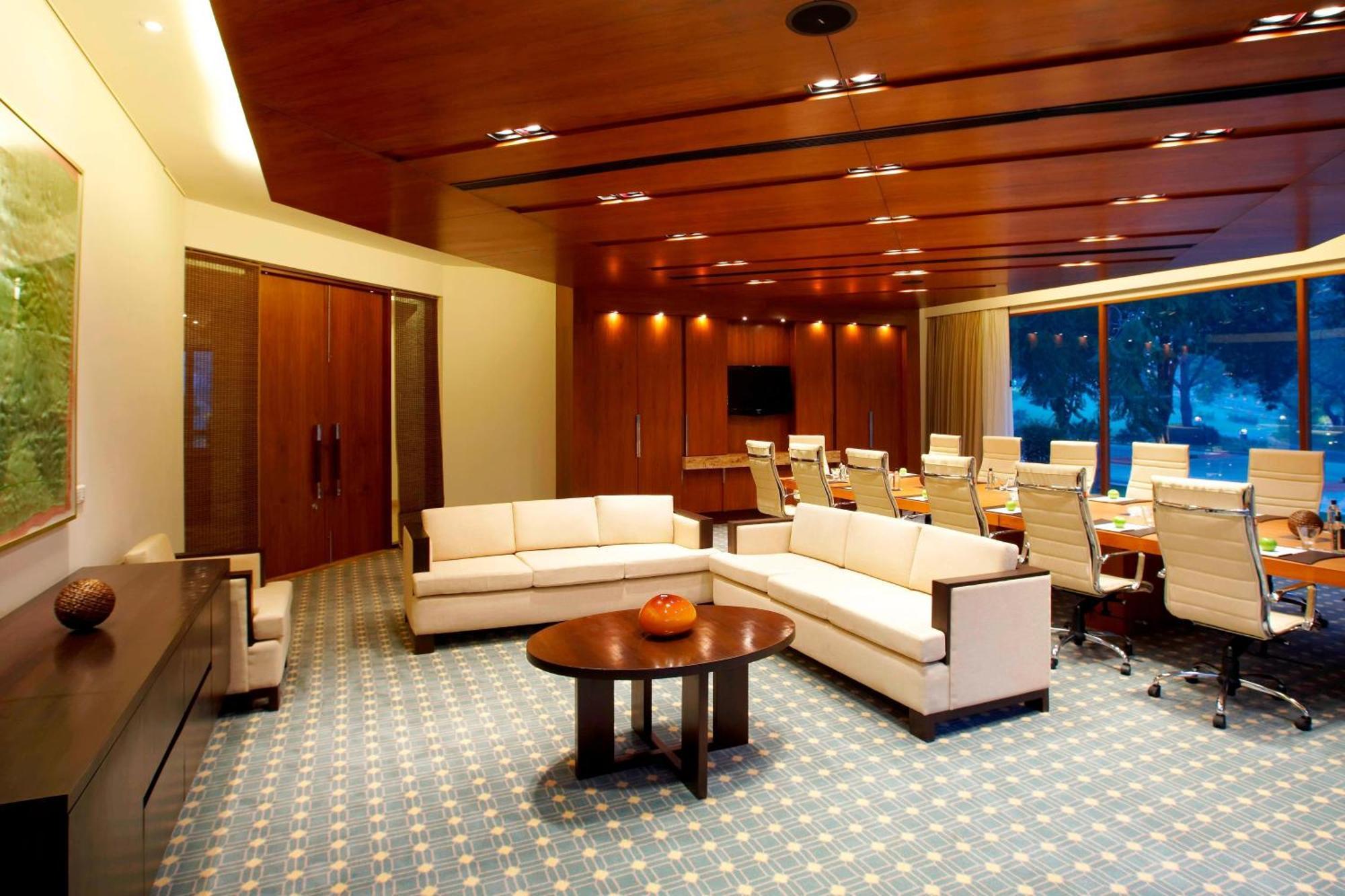 The Westin Sohna Resort & Spa Gurgaon Exterior foto
