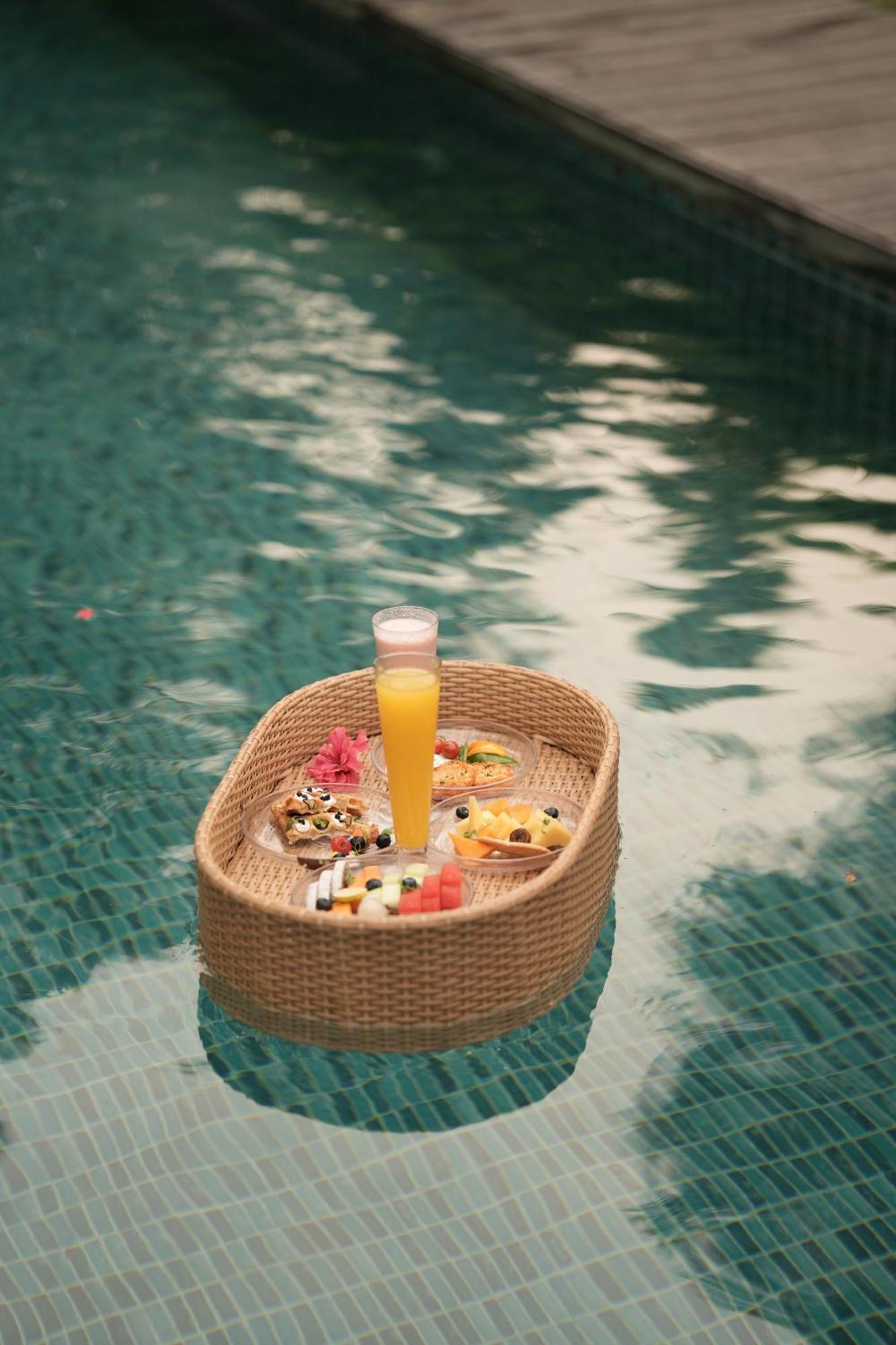 The Westin Sohna Resort & Spa Gurgaon Exterior foto