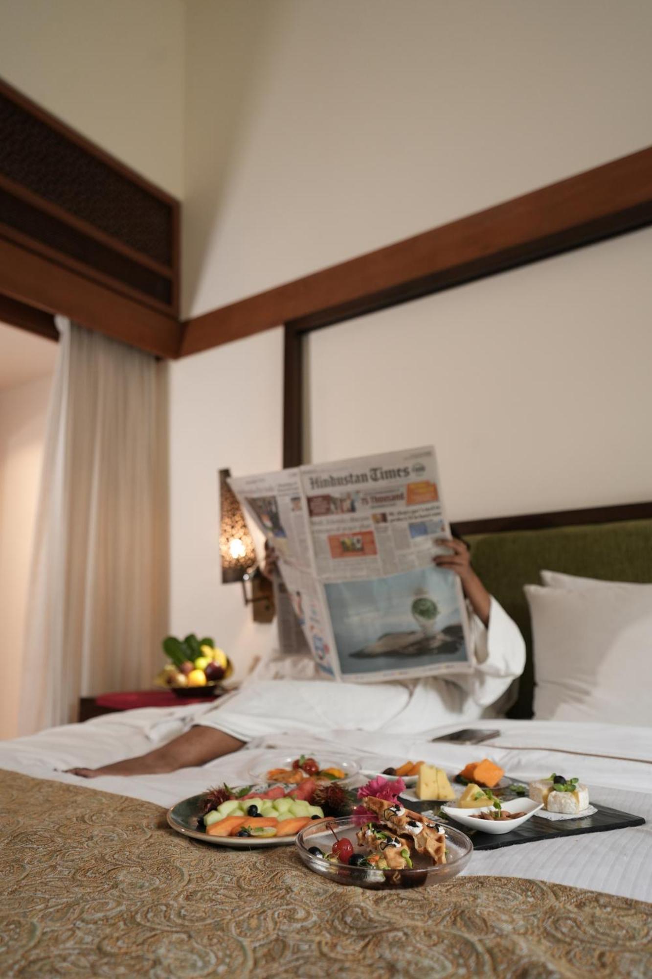 The Westin Sohna Resort & Spa Gurgaon Exterior foto